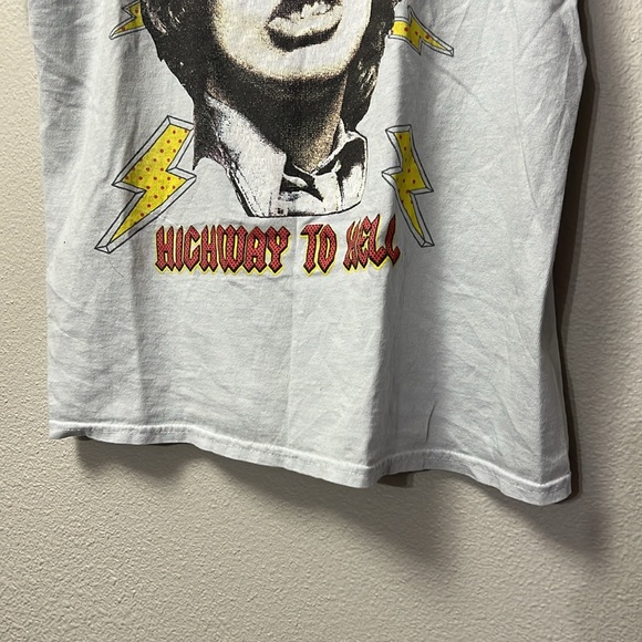 Urban Outfitters AC/DC Highway to Hell T-Shirt - Picture 7 of 13